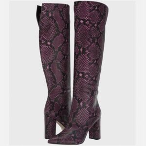 Guess Ladie Snakeskin-Embossed Knee-High Boots Pink